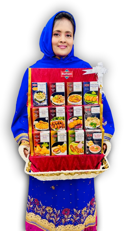 owner-with-masala-box-hamper